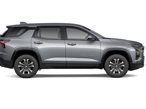 New 2026 Chevrolet Equinox LT w/ Convenience Package II FWD image 3
