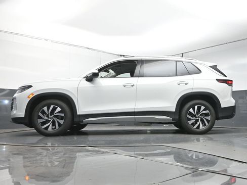 New 2026 Volkswagen Tiguan S FWD image 37