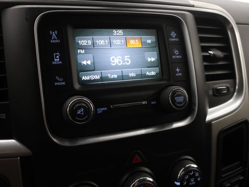Used 2018 RAM 2500 Big Horn AWD/4WD image 11