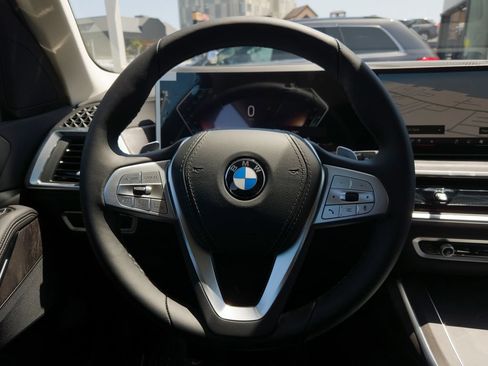 New 2027 BMW X7 xDrive40i w/ Climate Comfort Package AWD/4WD image 14