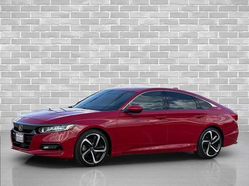 Used 2018 Honda Accord Sport image 2
