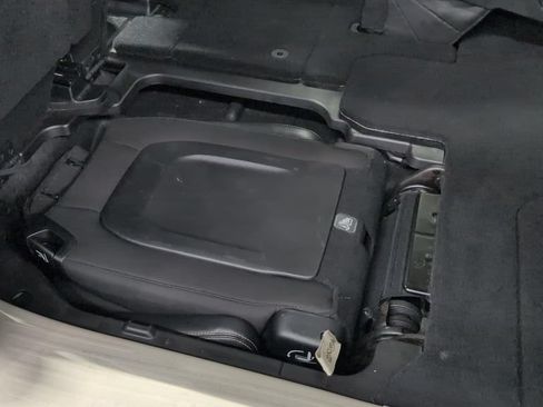 Used 2023 Chrysler Voyager LX FWD image 19