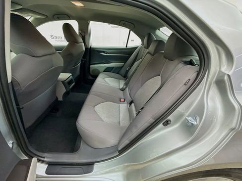Used 2022 Toyota Camry LE image 22