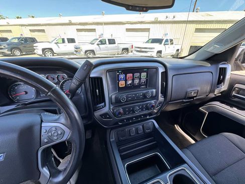 Used 2017 Chevrolet Silverado 1500 LT w/ All Star Edition AWD/4WD image 25