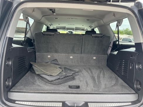 Used 2015 GMC Yukon XL SLT RWD image 32