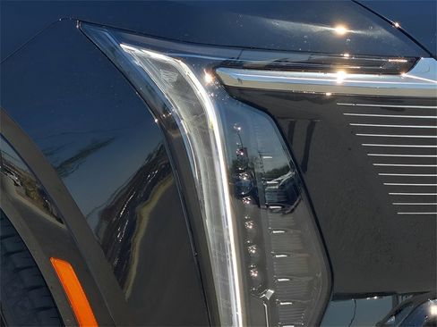 New 2026 Cadillac Escalade IQ Luxury 1 w/ LPO, Floor Liner Package image 8