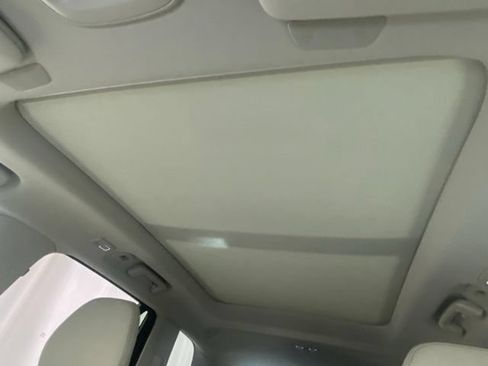 Used 2025 Volvo XC90 B5 Plus w/ Protection Package Premier AWD/4WD image 26