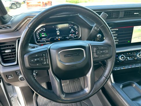 Used 2025 GMC Sierra 2500 Denali Ultimate AWD/4WD image 14