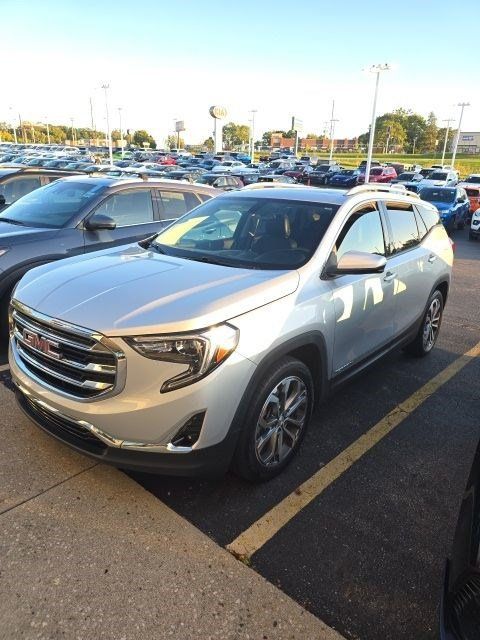 Used 2019 GMC Terrain SLT w/ Preferred Package FWD image 9