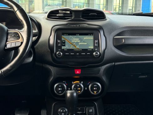 Used 2017 Jeep Renegade Trailhawk image 19