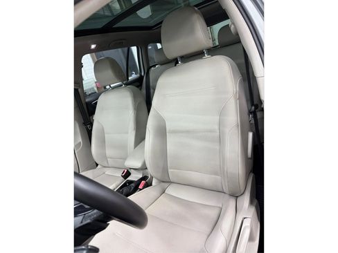 Used 2015 Volkswagen Golf TDI SE image 31