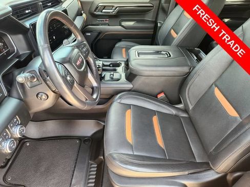 Used 2022 GMC Sierra 1500 AT4 w/ AT4 Premium Package AWD/4WD image 12