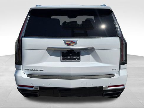 New 2026 Cadillac Escalade Luxury w/ Touring Package AWD/4WD image 4