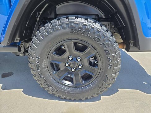 Used 2021 Jeep Gladiator Mojave w/ LED Lighting Group AWD/4WD image 32