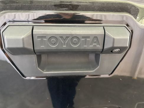 Used 2024 Toyota Tacoma TRD Off-Road AWD/4WD image 14