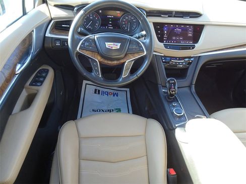 Certified 2023 Cadillac XT5 Premium Luxury w/ Platinum Package image 15