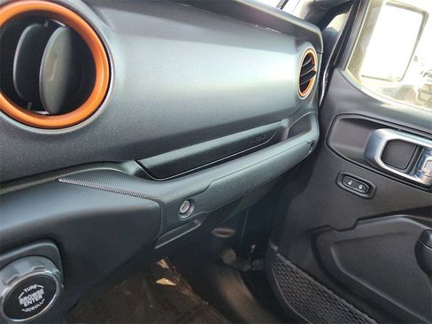 Used 2021 Jeep Gladiator Mojave w/ LED Lighting Group image 30