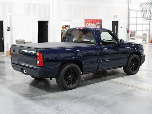 Used 2007 Chevrolet Silverado 1500 W/T RWD image 33