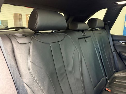 Used 2018 BMW X5 sDrive35i w/ M Sport Package RWD image 32