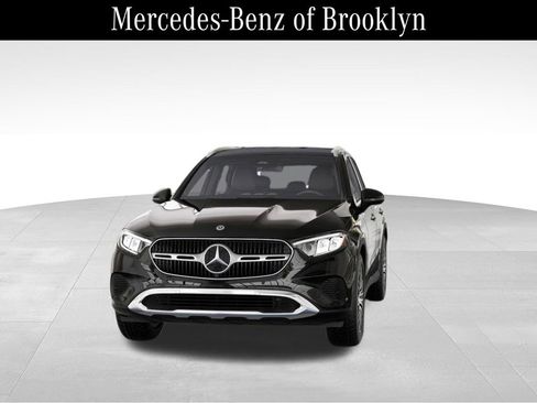 Used 2026 Mercedes-Benz GLC 300 4MATIC image 42