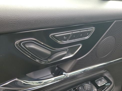 New 2026 Lincoln Corsair Premiere image 9