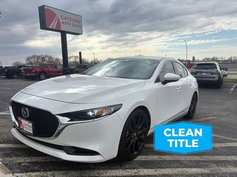 Used 2019 MAZDA MAZDA3 Sedan FWD image 1