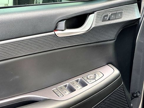Used 2024 Hyundai Palisade Limited FWD image 14