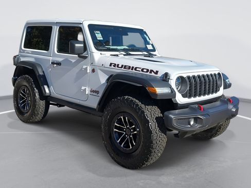 New 2026 Jeep Wrangler Rubicon w/ Xtreme 35 Tire Package image 3