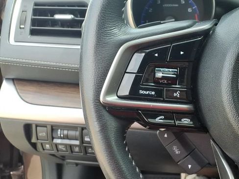 Used 2019 Subaru Outback 3.6R Touring AWD/4WD image 13