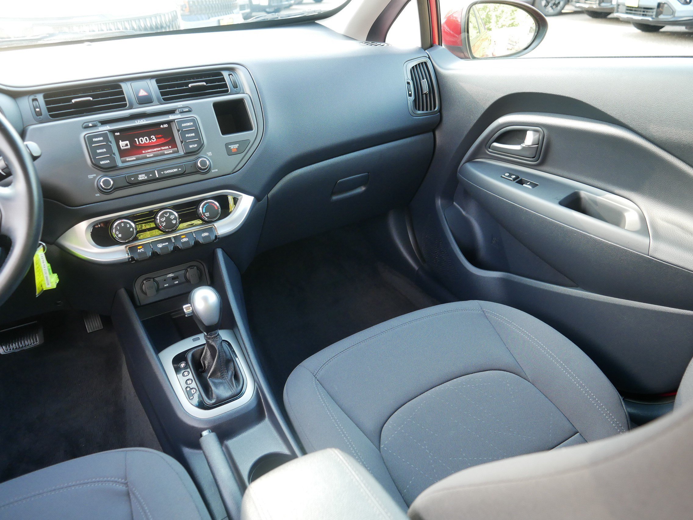 Used 2015 Kia Rio EX w/ Convenience Package FWD image 11