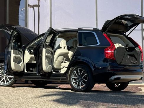 Used 2016 Volvo XC90 T6 Momentum w/ Momentum Plus Package image 30