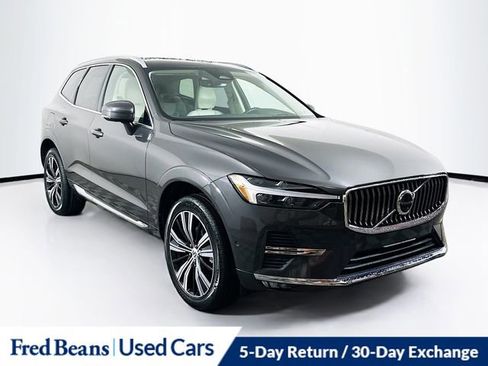 Used 2023 Volvo XC60 B5 Ultimate w/ Climate Package image 1