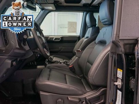 Used 2025 Ford Bronco Badlands image 21