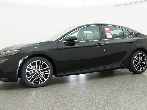 New 2026 Toyota Camry XLE FWD image 18