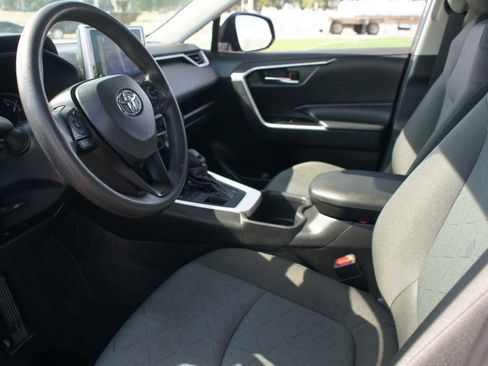 Used 2024 Toyota RAV4 XLE image 12