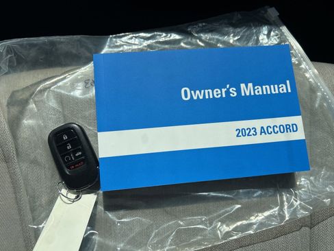 Used 2023 Honda Accord LX image 19