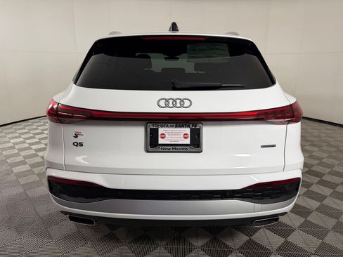 Used 2025 Audi Q5 Premium w/ Convenience Package AWD/4WD image 10