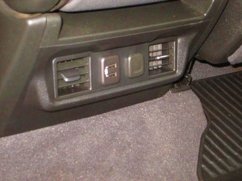 Used 2020 Chevrolet Silverado 1500 LT w/ All-Star Edition AWD/4WD image 11