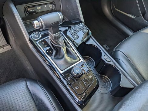 Certified 2023 Kia Sportage SX image 28