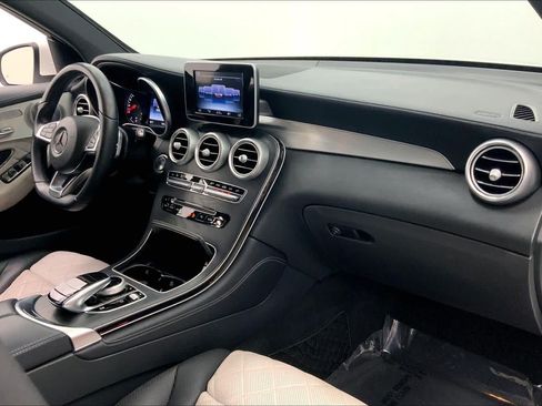 Used 2017 Mercedes-Benz GLC 300 image 10