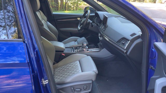 Used 2023 Audi SQ5 Prestige w/ Prestige Package AWD/4WD image 11