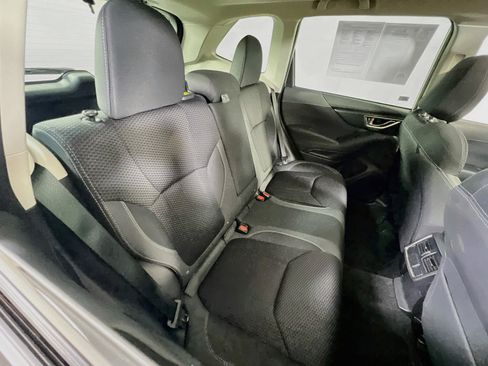 Used 2023 Subaru Forester Premium AWD/4WD image 26