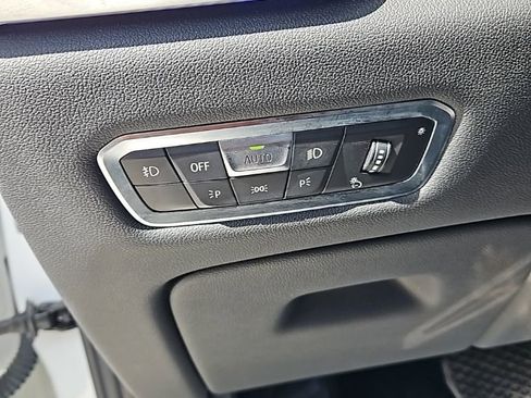 Used 2019 BMW 330i Sedan image 16