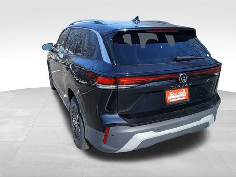 New 2026 Volkswagen Tiguan S FWD image 3