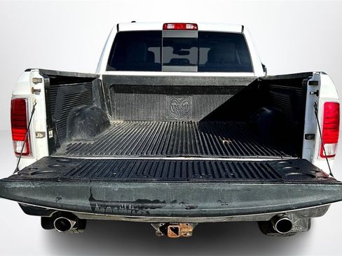 Used 2017 RAM 1500 Laramie image 7