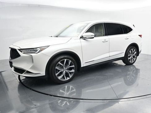 Used 2024 Acura MDX SH-AWD w/ Technology Package image 4