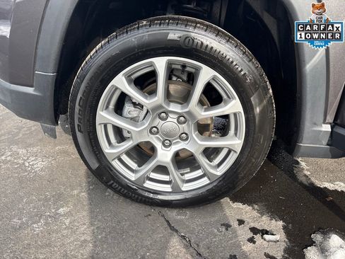 Certified 2022 Jeep Compass Latitude image 25