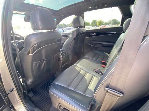 Used 2019 Kia Sorento SX FWD image 22