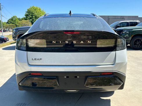 New 2026 Nissan Leaf Platinum+ image 4