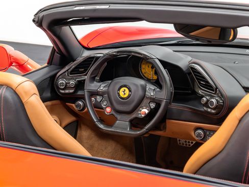 Used 2016 Ferrari 488 Spider image 70